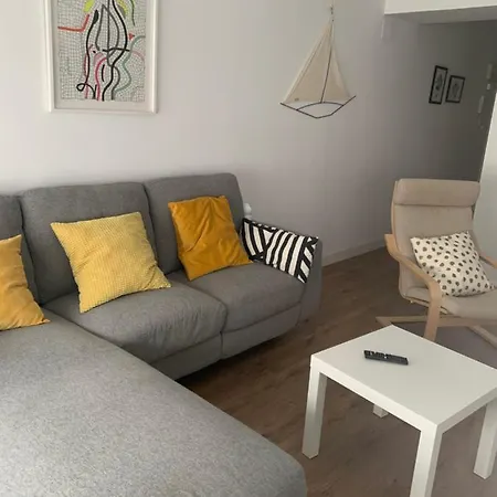 Coqueto Apartamento En 希洪